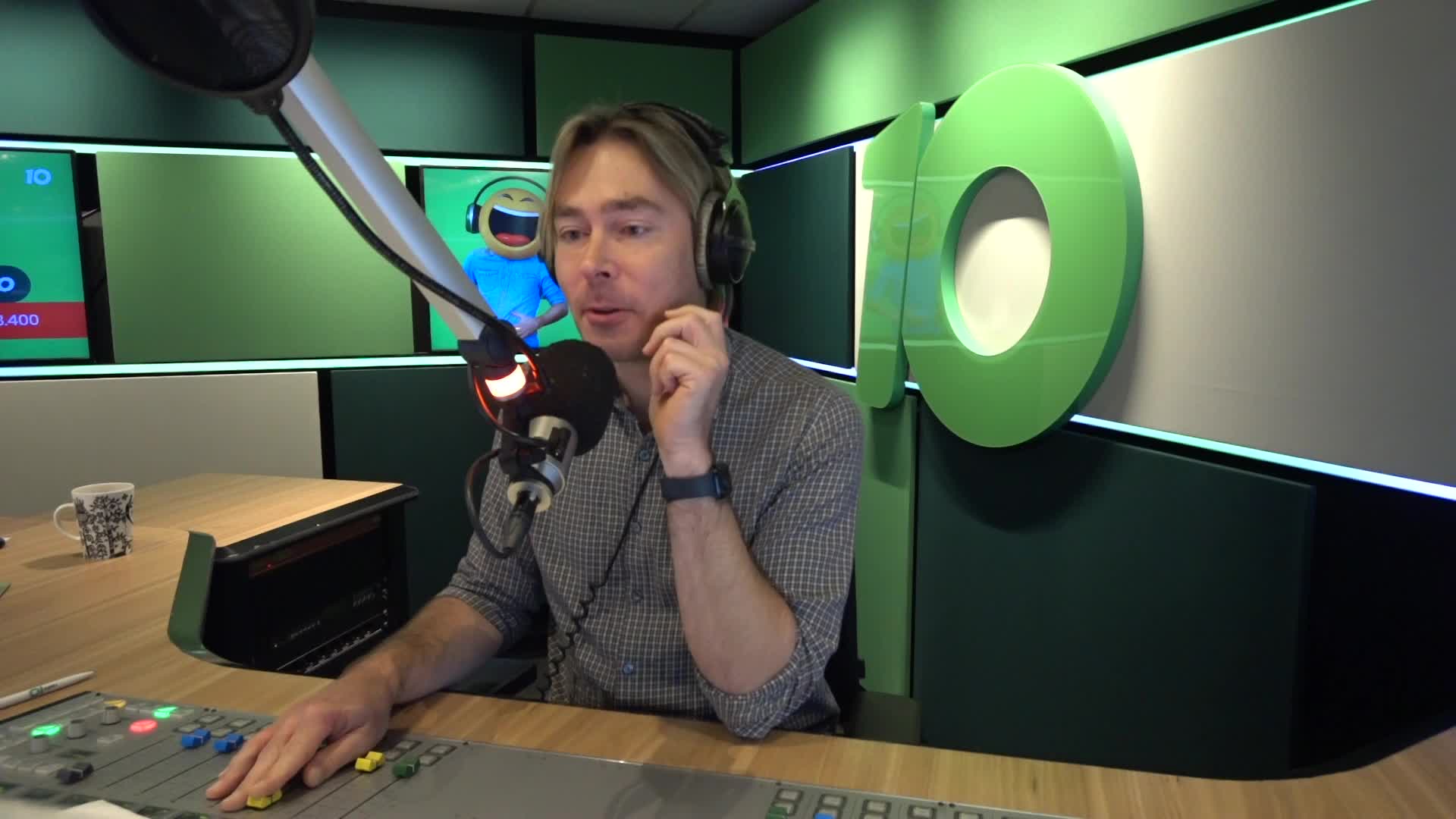 Nicole heeft de laatste Lach van 10 geraden!