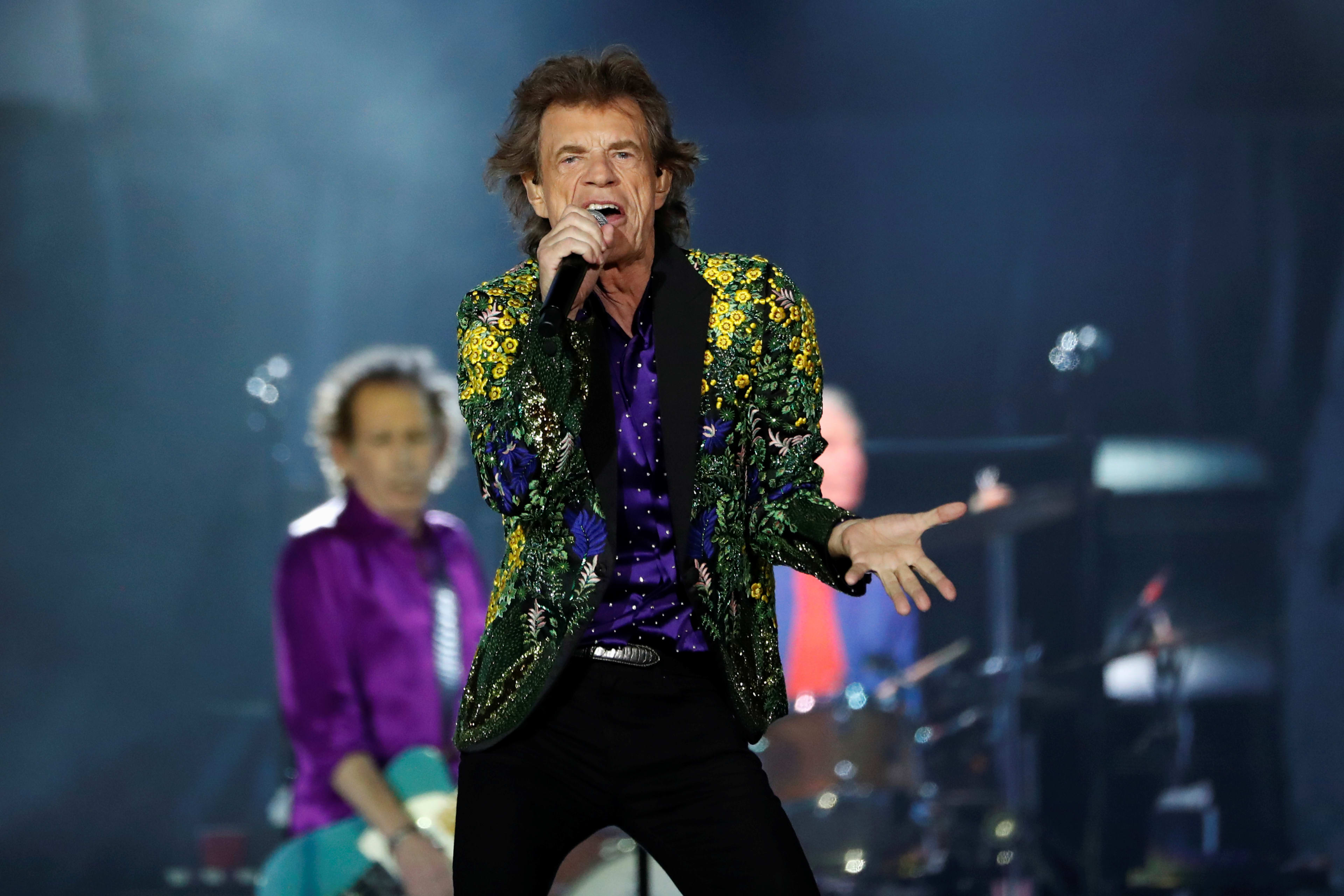 The Rolling Stones voor 't eerst in de studio zonder Charlie Watts