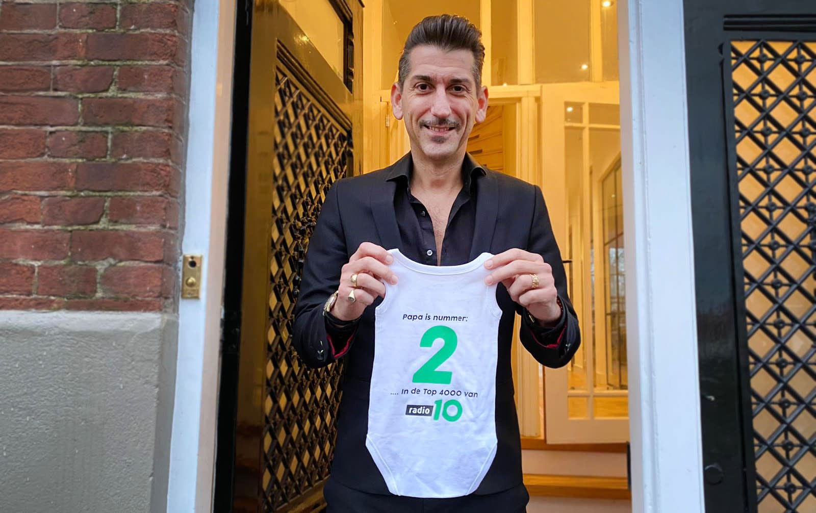 ‘Roller Coaster’ van Danny Vera verovert tweede positie in Top 4000