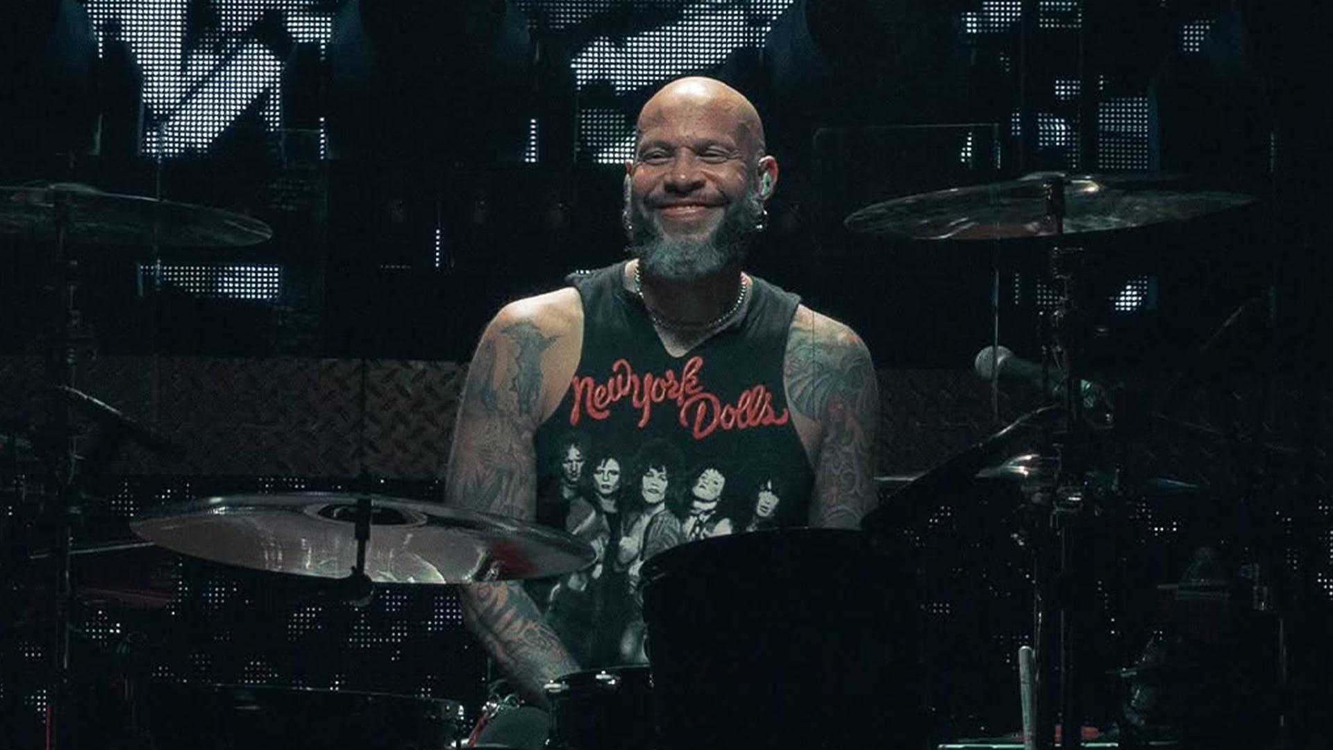 Drummer Frank Ferrer neemt na negentien jaar afscheid van Guns N' Roses