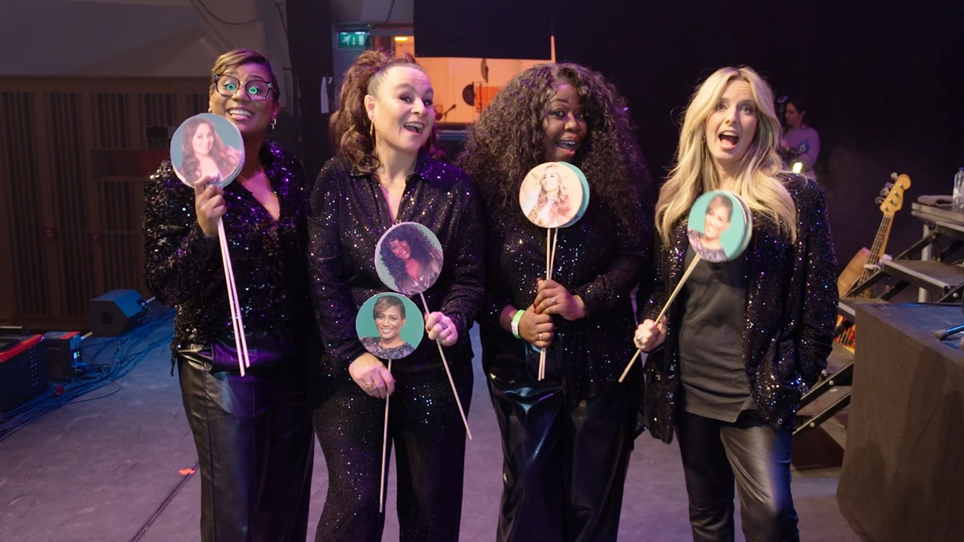 Wie maakt de meeste blunders tijdens een show? Ladies of Soul spelen Wie van de Vier!