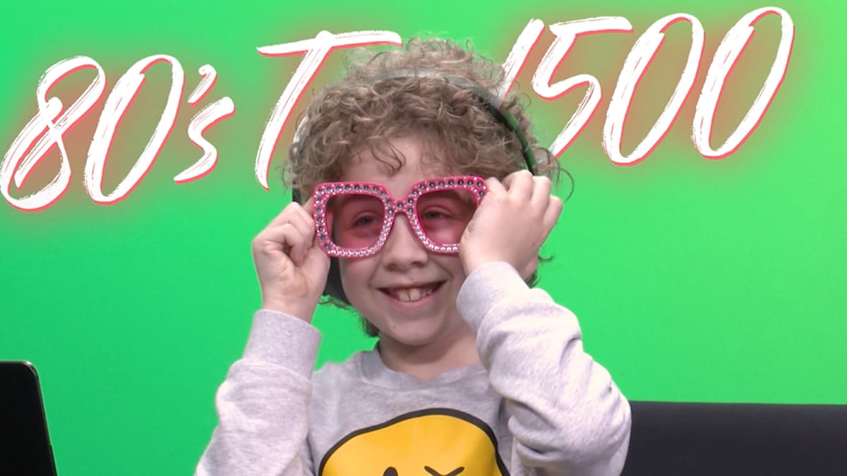 Kinderen reageren op hits uit de 80's: 'Ze gaan me sowieso Rickrollen!'