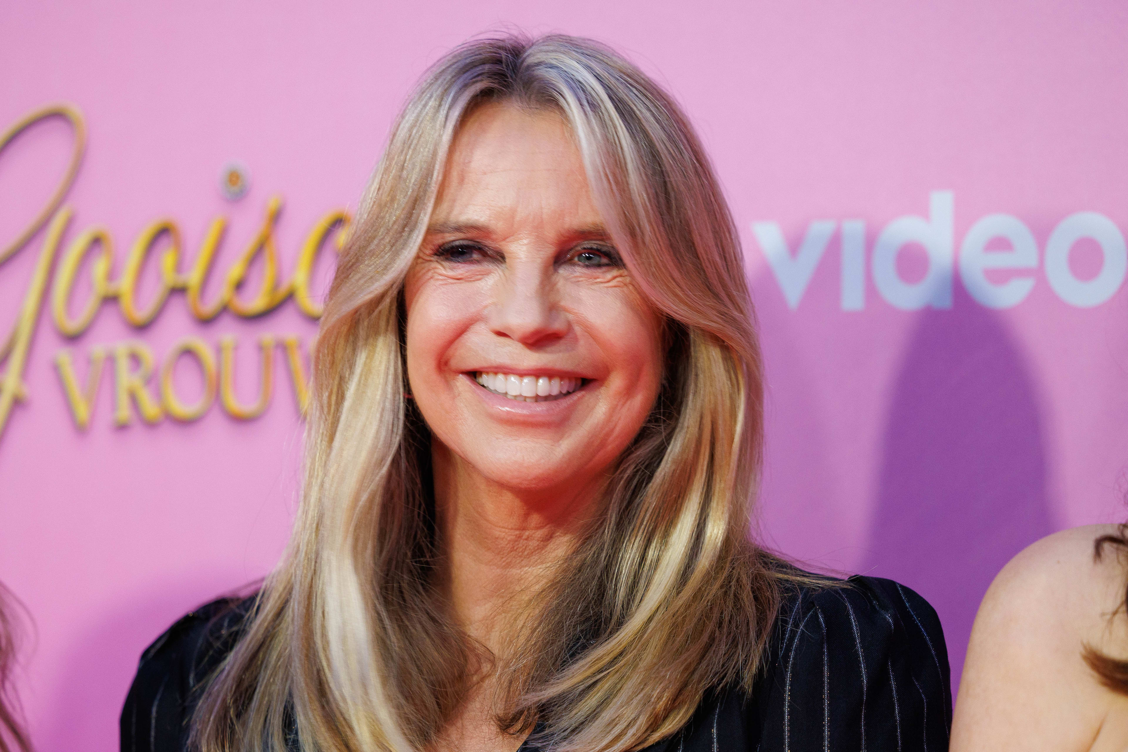 Deze bekende zanger verraste een geblinddoekte Linda de Mol op haar vrijgezellenfeest