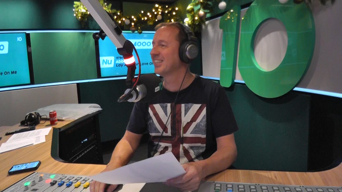 De studiotelefoon staat roodgloeiend bij Edwin Evers!