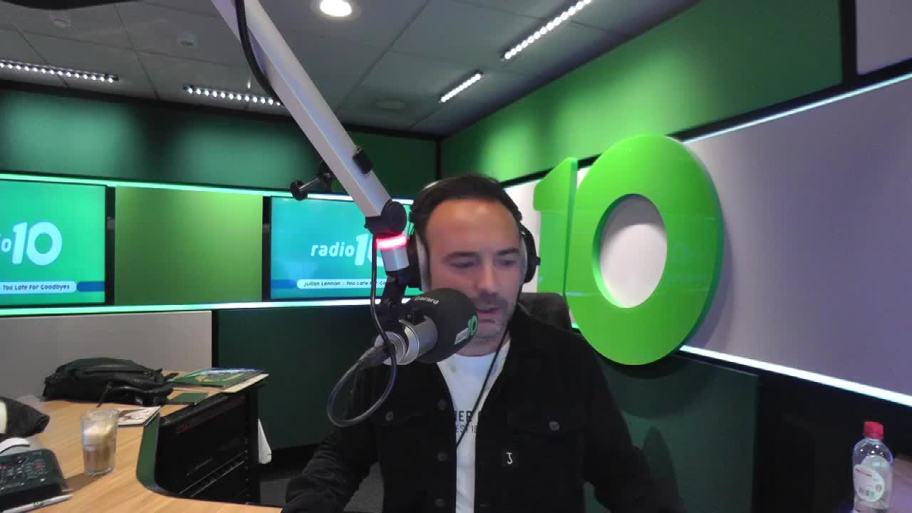 Barry Hay over George Kooijmans en Fiesta de la Vida