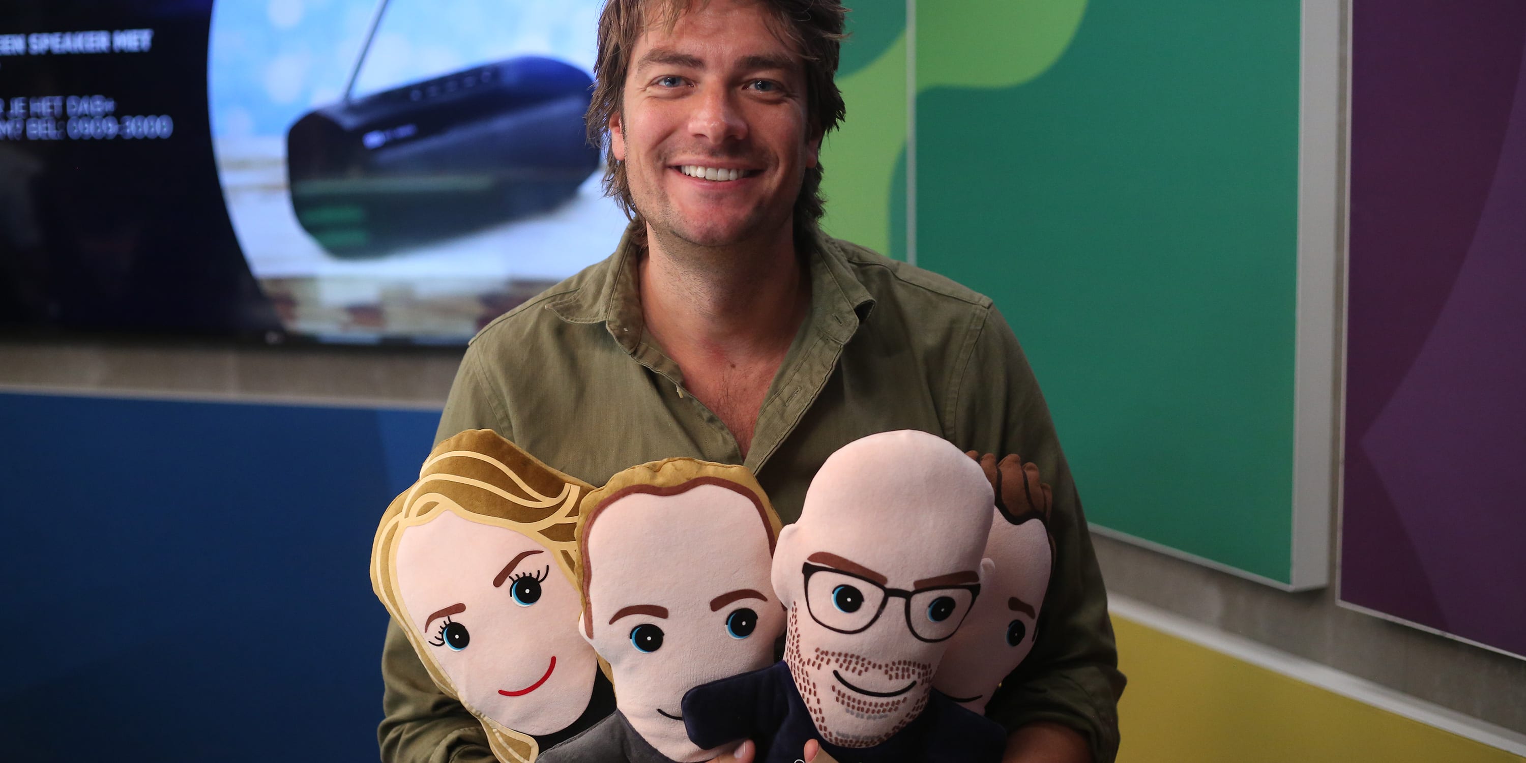 Frank krijgt bijzonder cadeau van het team!