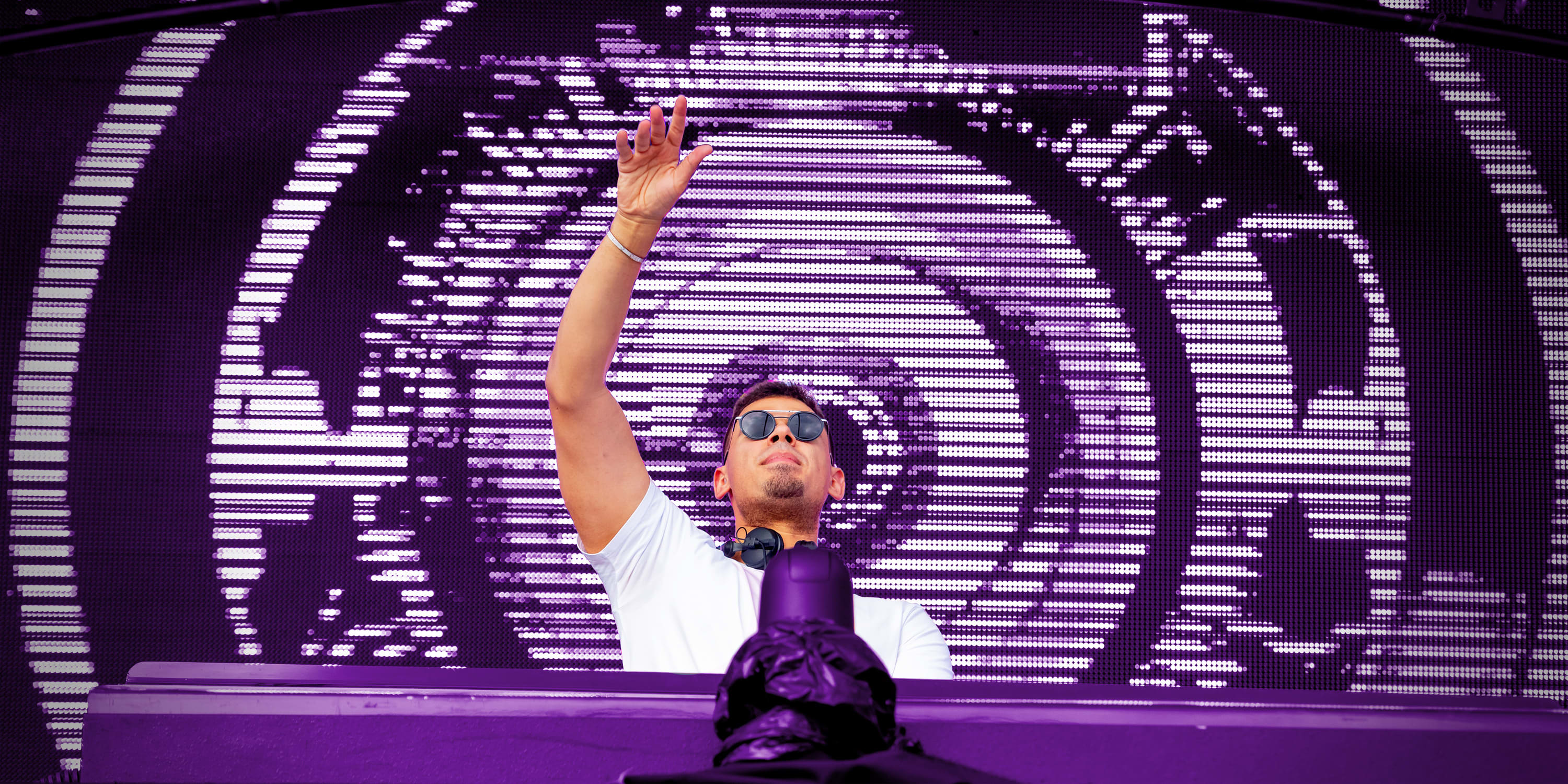Afrojack is op z’n best met z’n relaxte nieuwe single!