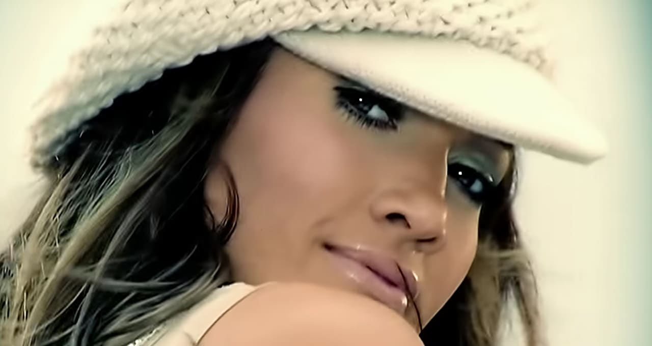 Jennifer Lopez of een ghost singer... Wie zong Jenny From The Block? 👻