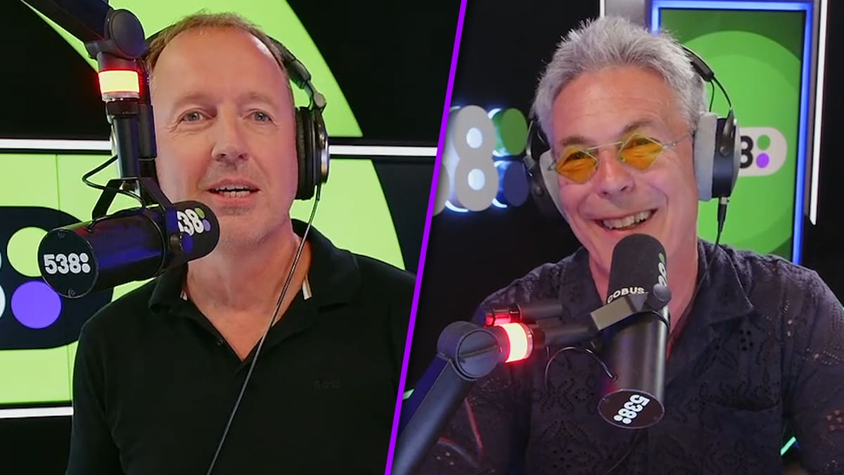 ‘Caroline’ en ‘Geert’ bellen vanaf hun vakantieadres 🚢🐑