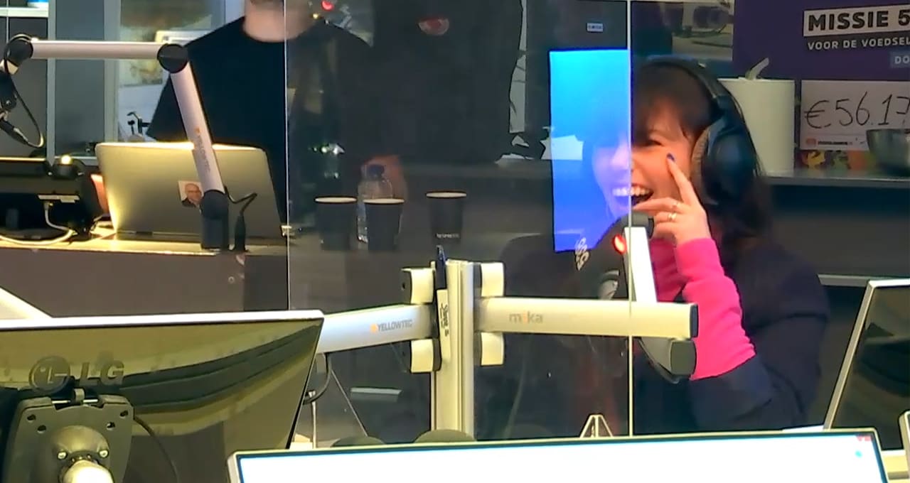 Gwen van Poorten wil dat we zondag massaal offline gaan!