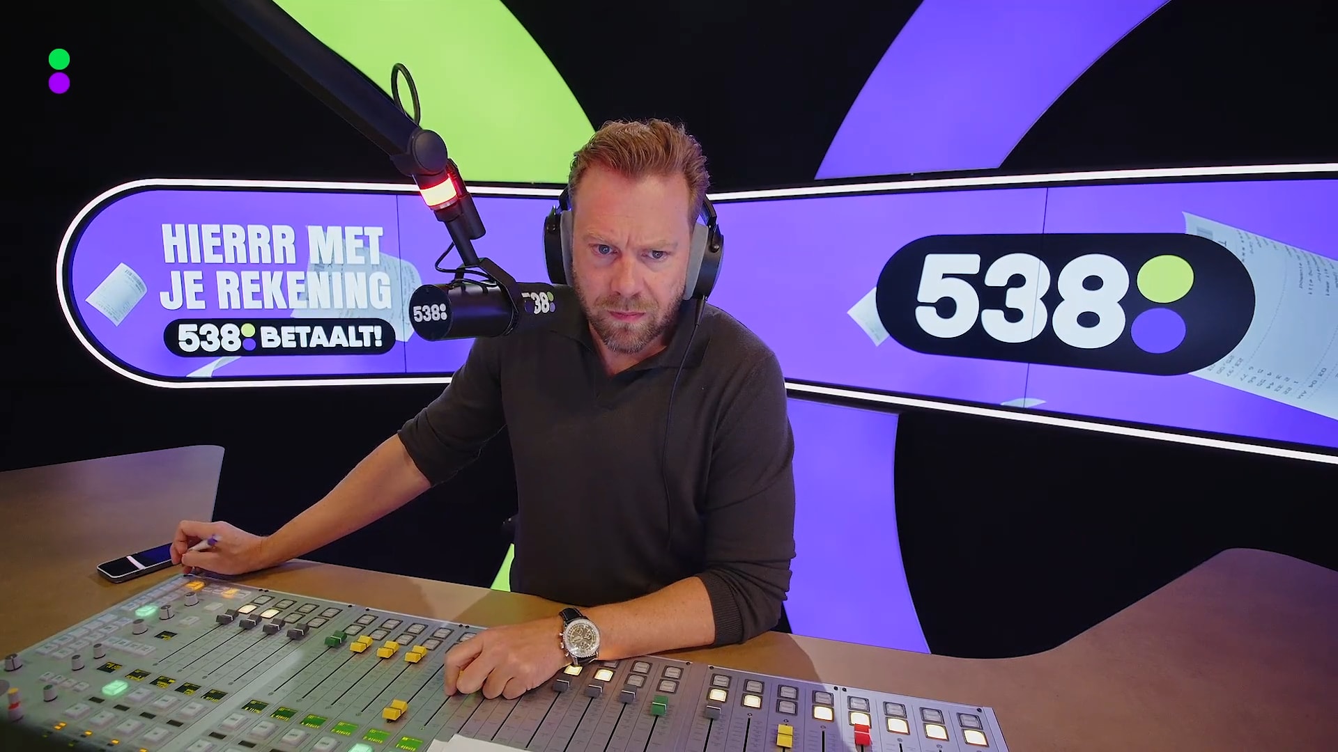 Tamara stuurt een bijzondere rekening in naar Hierrr Met Je Rekening!