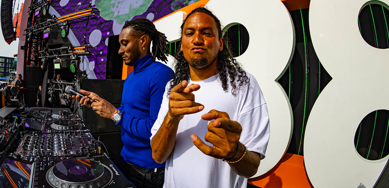 Dj-duo Sunnery James en Ryan Marciano knalde op 538 Koningsdag!
