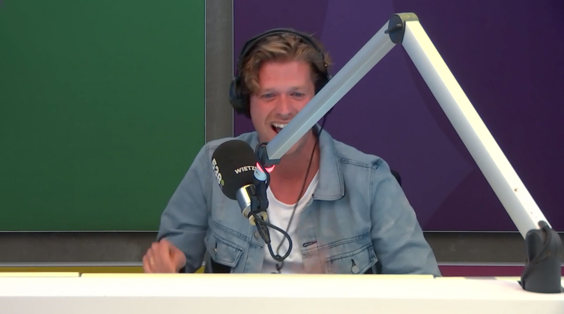 Deze keiharde grappen haalde Wietze uit bij Duitsers