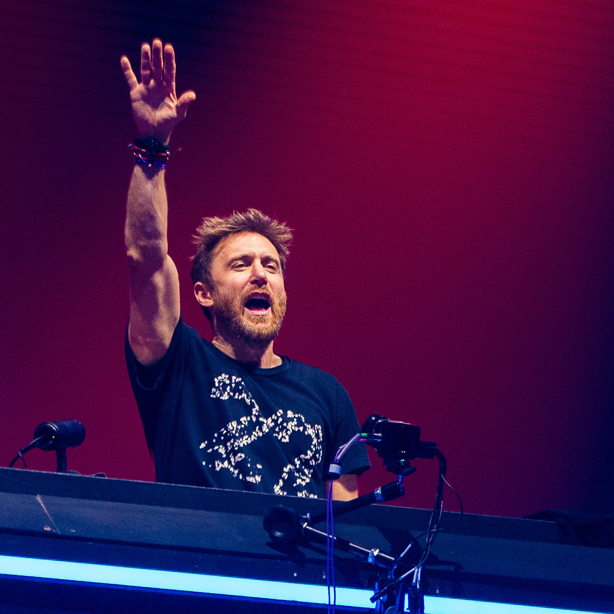Gemaakt: STAY - DAVID GUETTA FT. RAYE