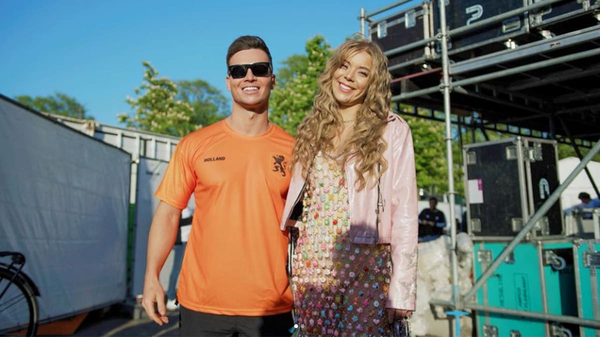 Het verhaal achter de oude 538 Dance Smash van Joel Corry en Becky Hill