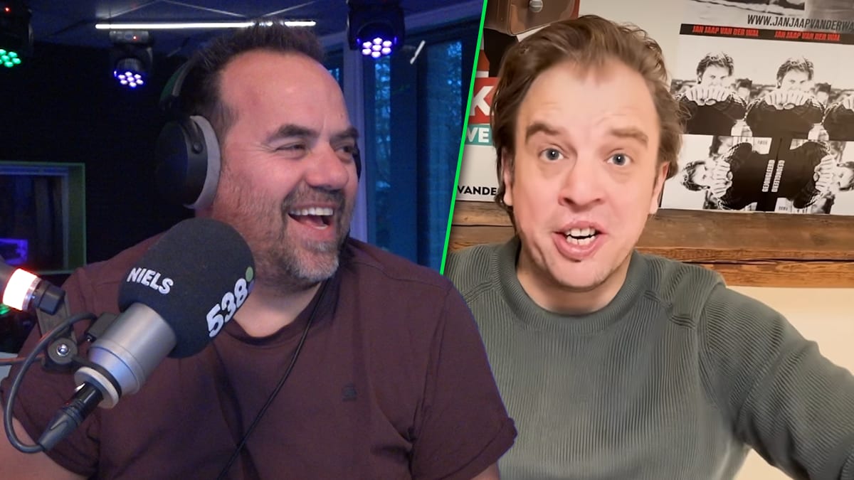 Jan Jaap van der Wal gaat Peter Pannekoeks auto schoonmaken in lingerie: 'Ik heb een onwijs lekker lichaam'