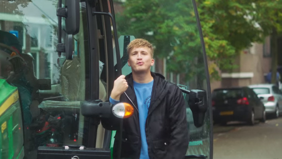 Snelle en Ronnie Flex gaan hard met vrolijke samenwerking