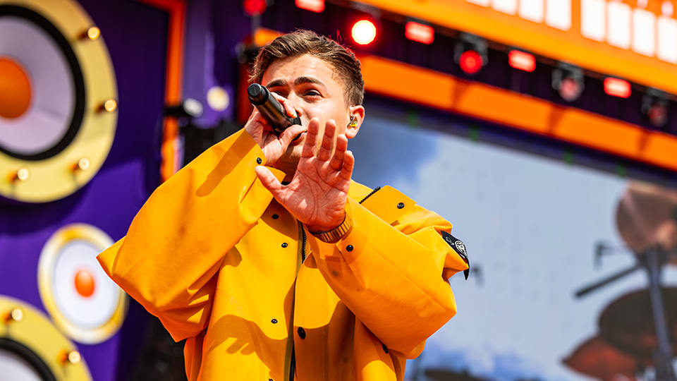 Van Amsterdam tot Breda: iedereen zingt mee met FLEMMING! 🎤