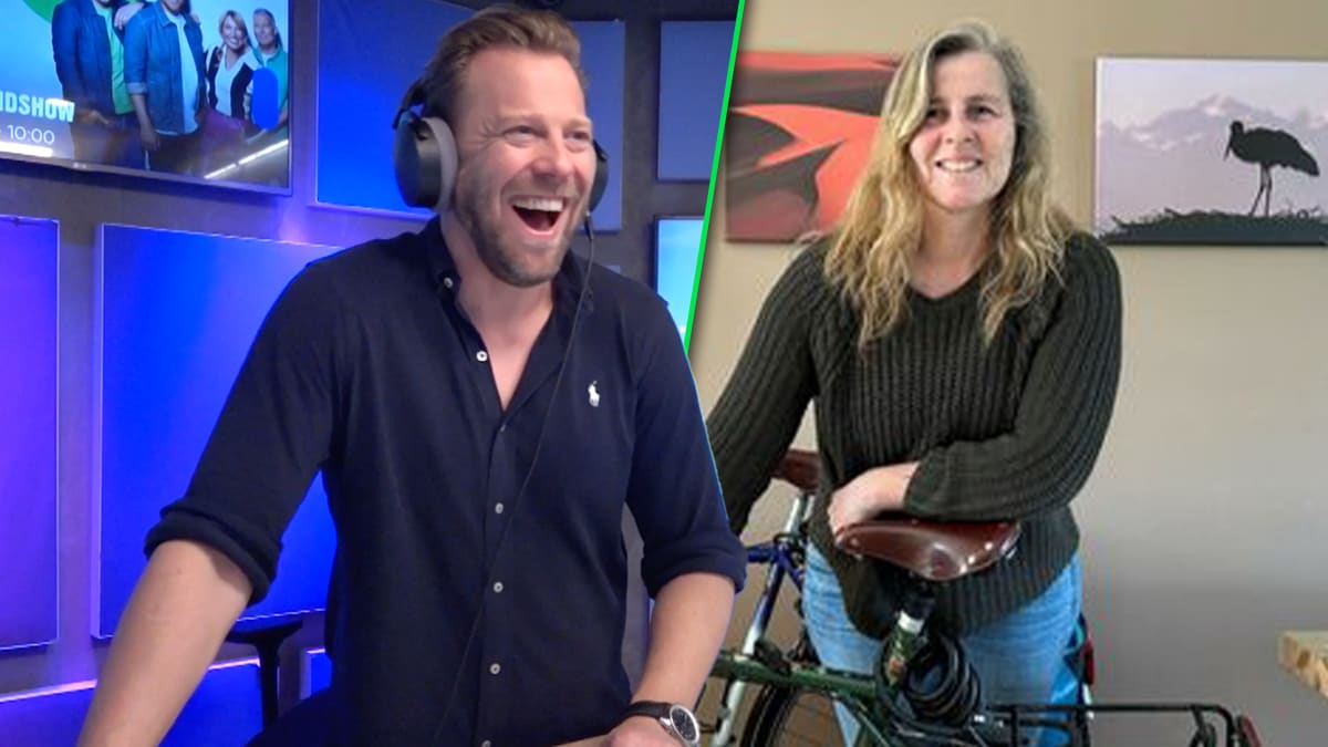 Marica fietst naar verjaardagsfeestje in Australië 😳