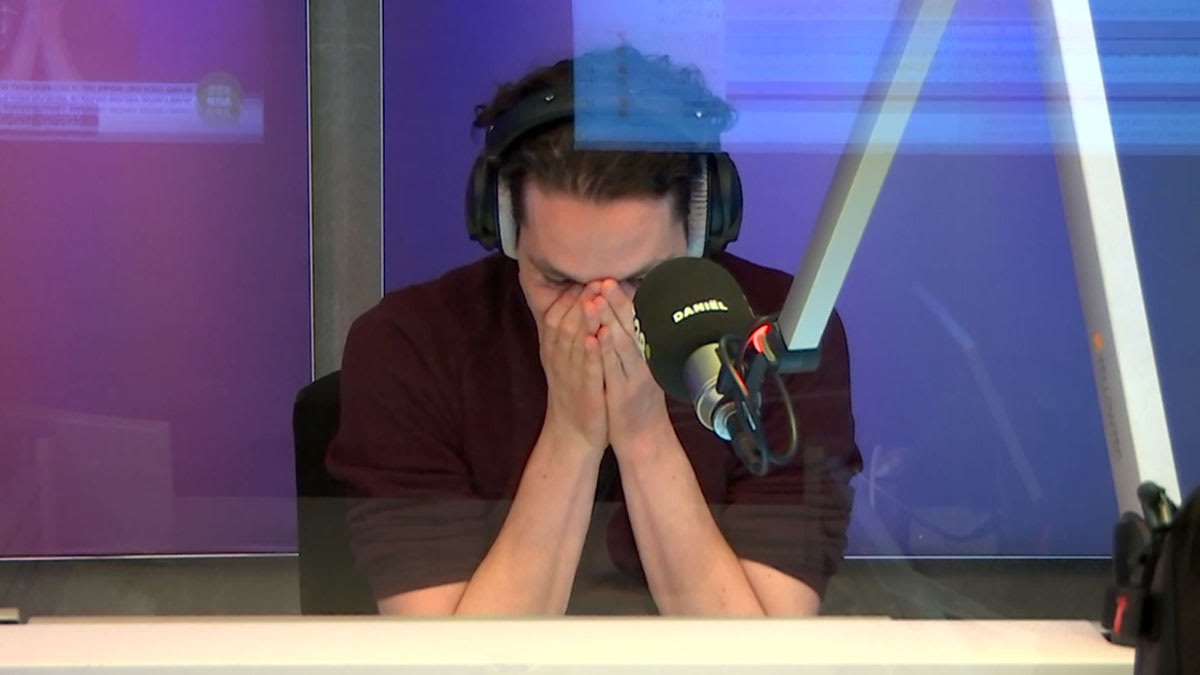 'Moet ik nu antwoord geven of zo?!' Huwelijksaanzoek loopt uit de hand
