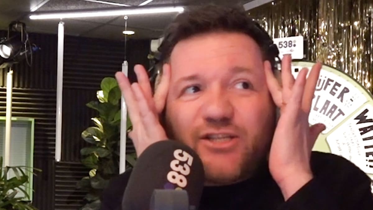 Klaas liet z'n haar knippen door z'n vrouw en dit is het resultaat...