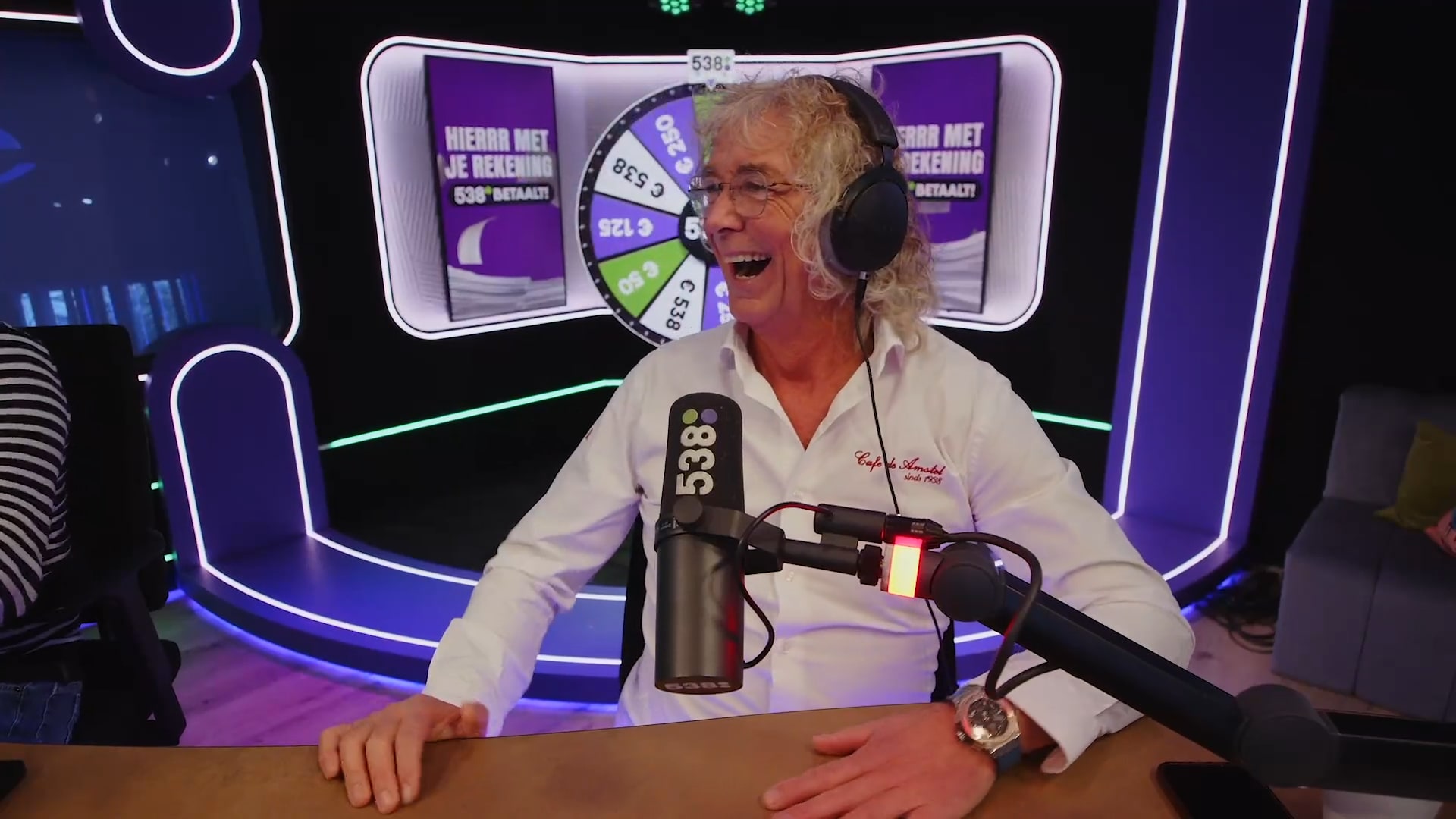 Een nieuwe mop van Arie uit de kroeg over de politie!