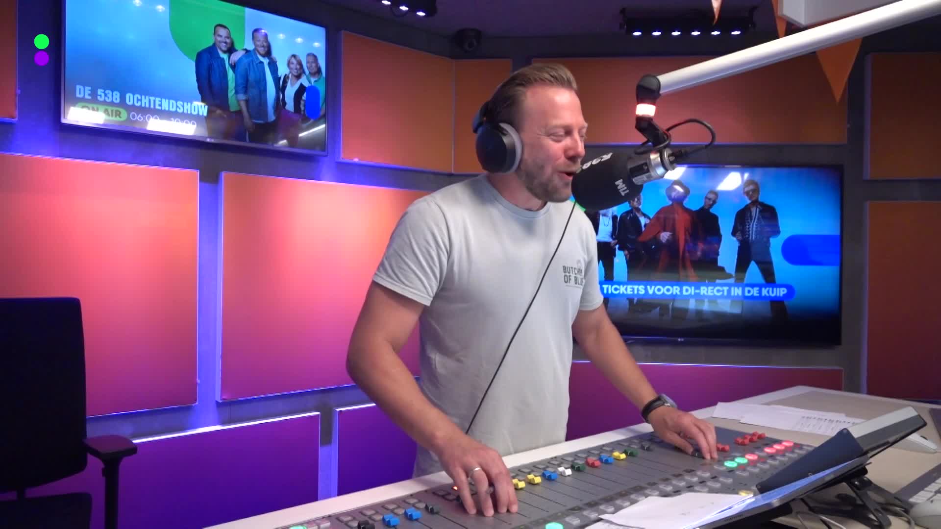 Ciao Tutti! Joris Lammers geeft antwoord op de vraag of een korte broek aan naar je werk wel kan