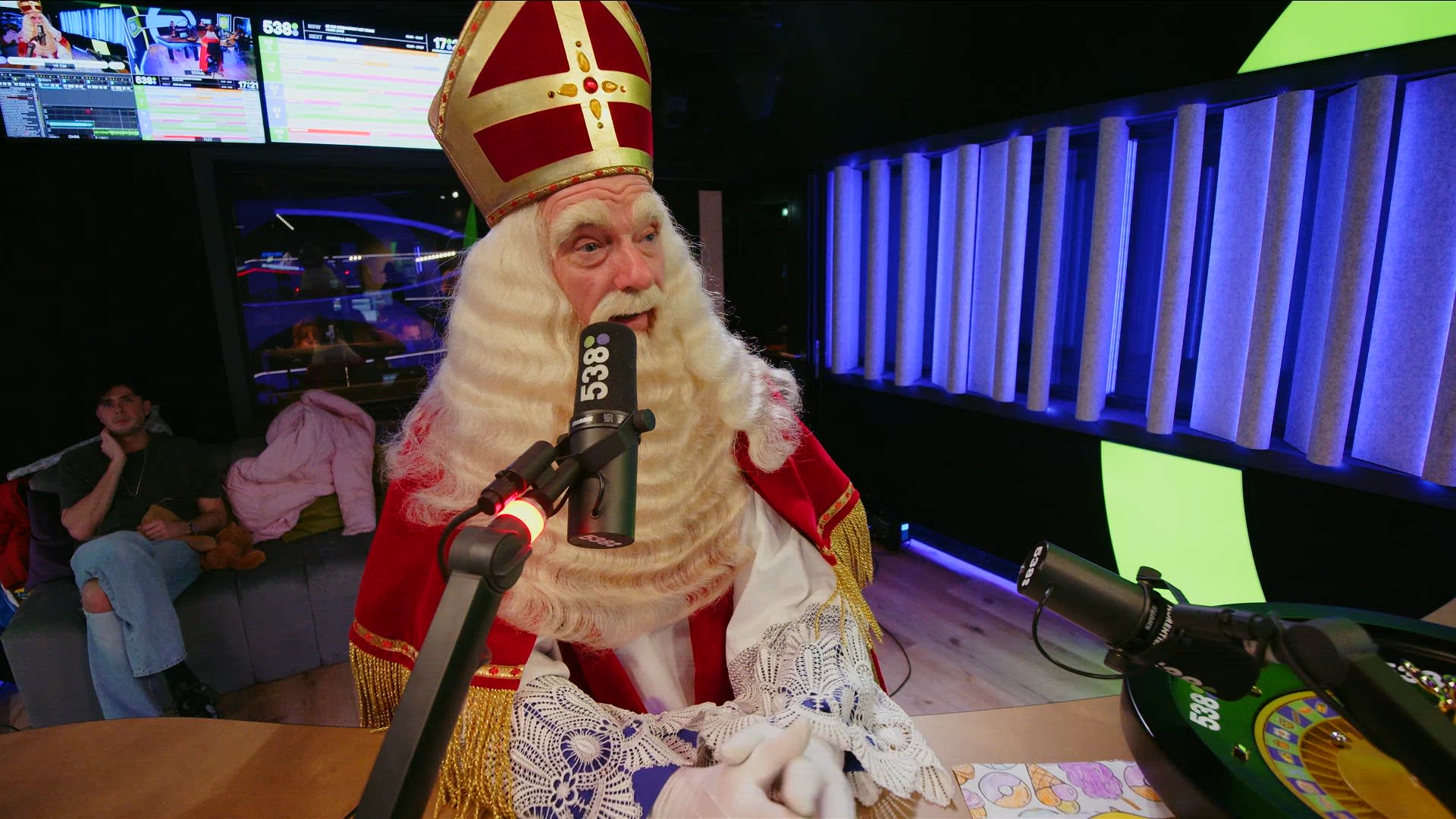 Wat staat er in het grote boek van de Sint?