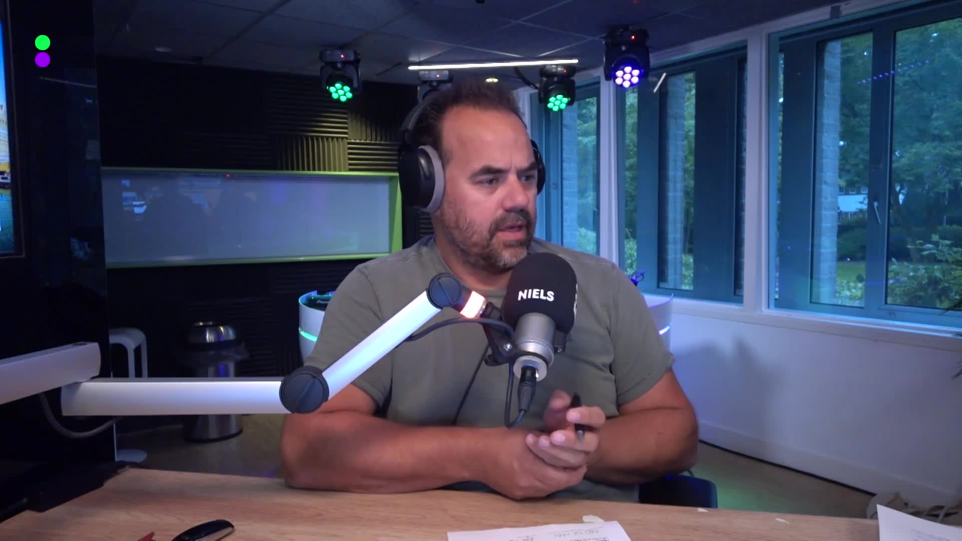 Aad de Mos: 'Louis van Gaal moet Ajax leiden'