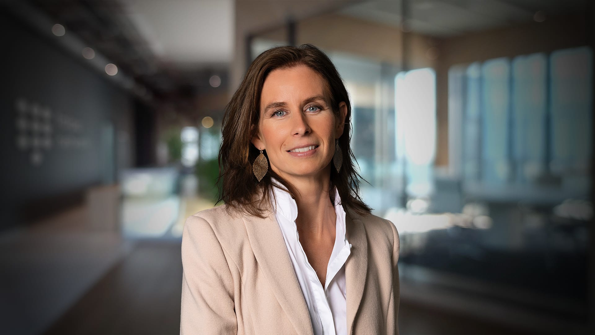 Carlijn Oosterik, CHR van Talpa Network