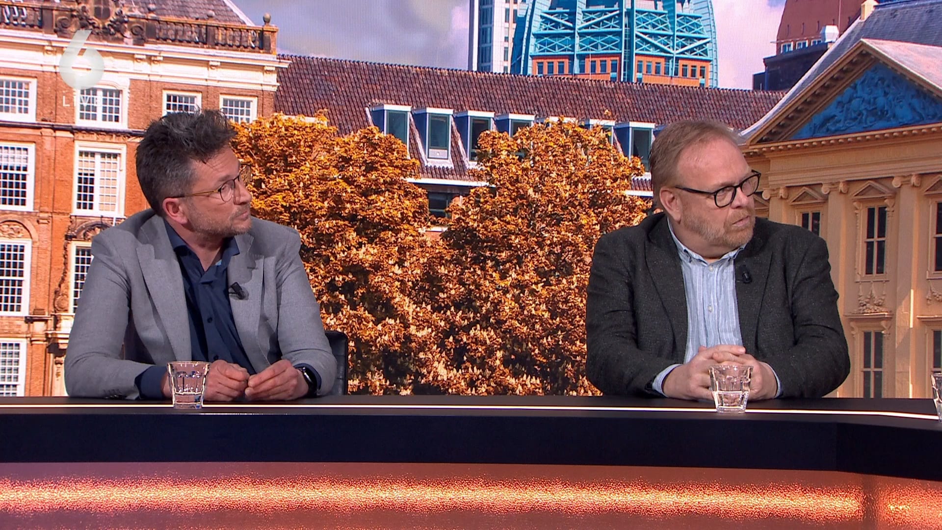 Hoera, het kabinet bestaat nog steeds!