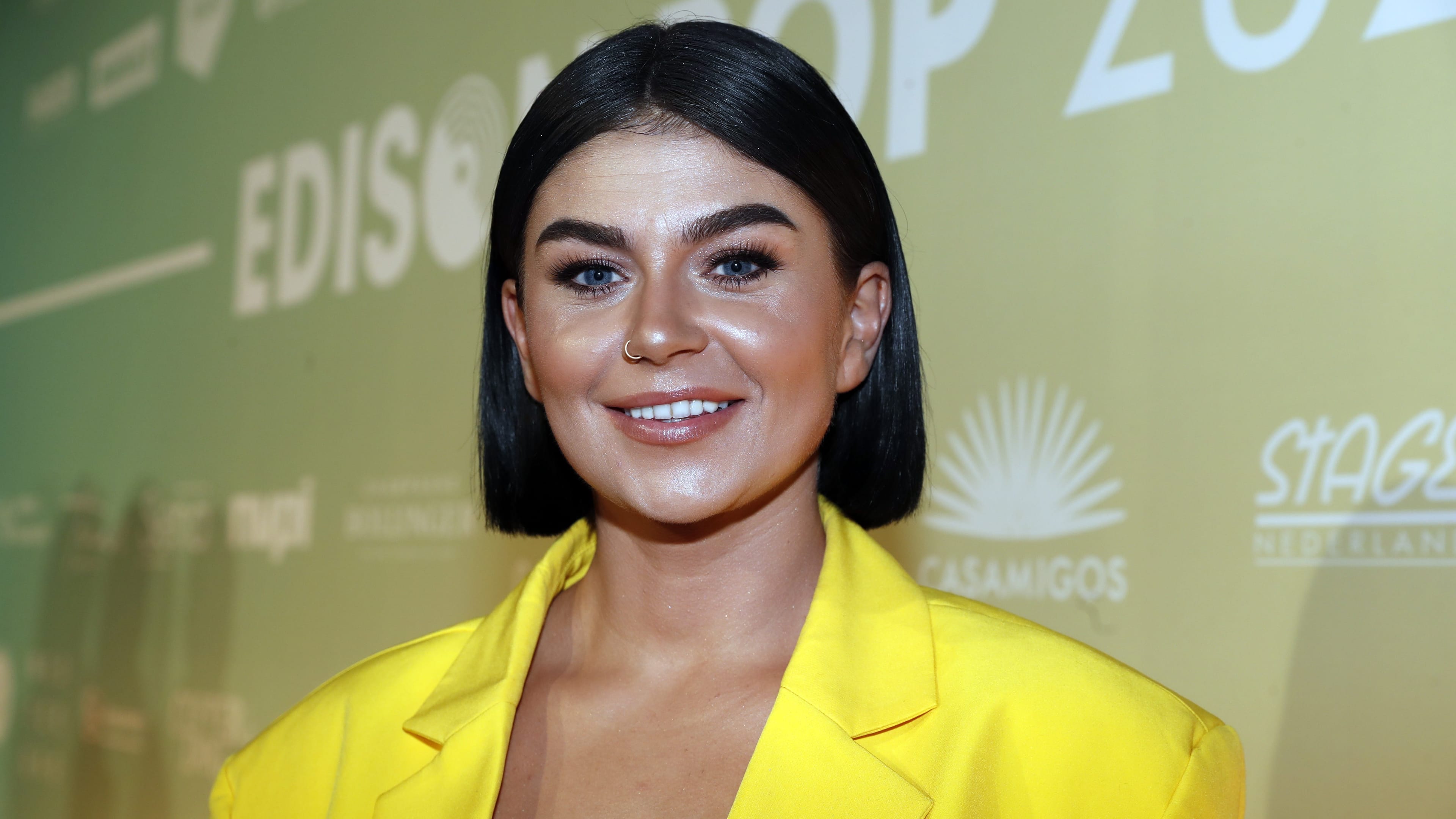 Roxeanne Hazes Drukt Zich Emotioneel Uit Mooie Gesprekken Shownieuws