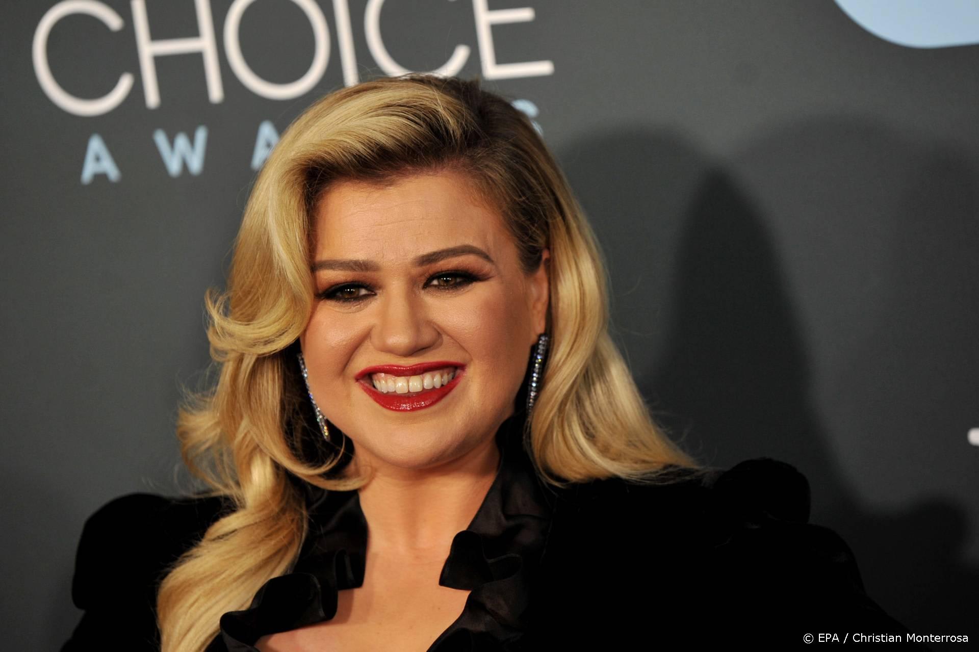 Kelly Clarkson gelooft heilig in Amerikaans songfestival