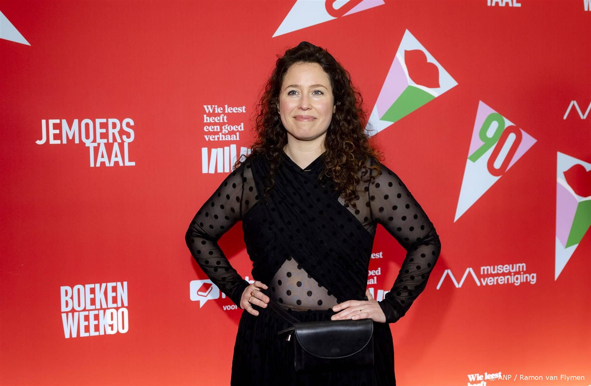 Sanne Vogel doet merkwaardige bekentenis over medeacteur | Shownieuws