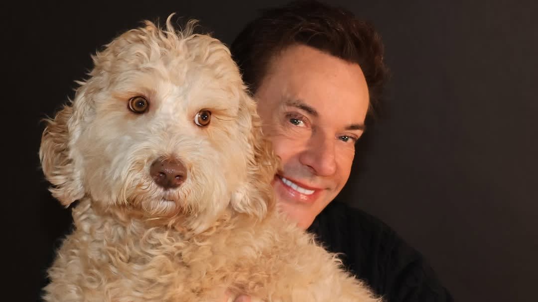 Fans Only Joling razend enthousiast over hond Buddy