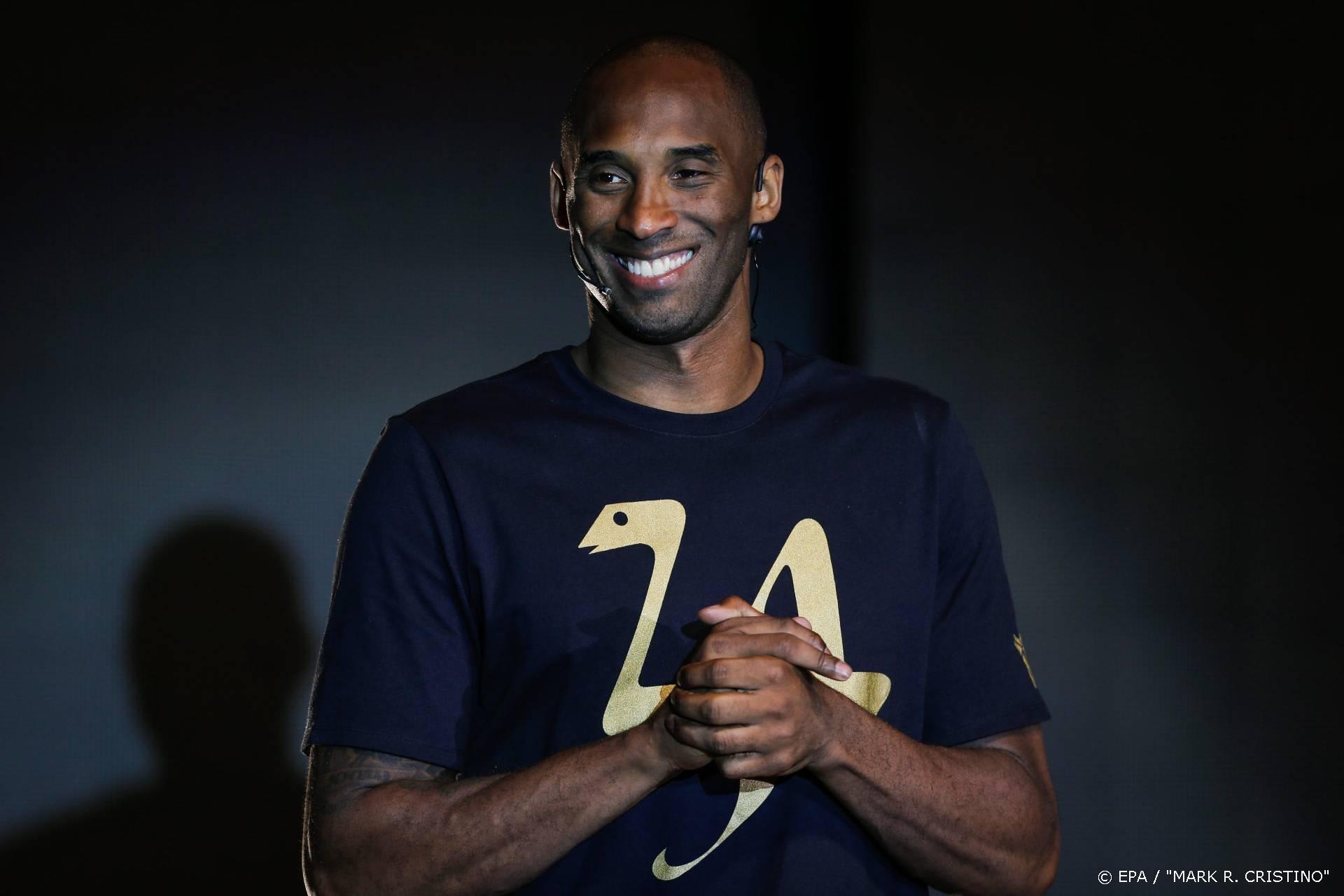 Mamba &amp; Mambacita Sports Foundation eert Kobe Bryant met video