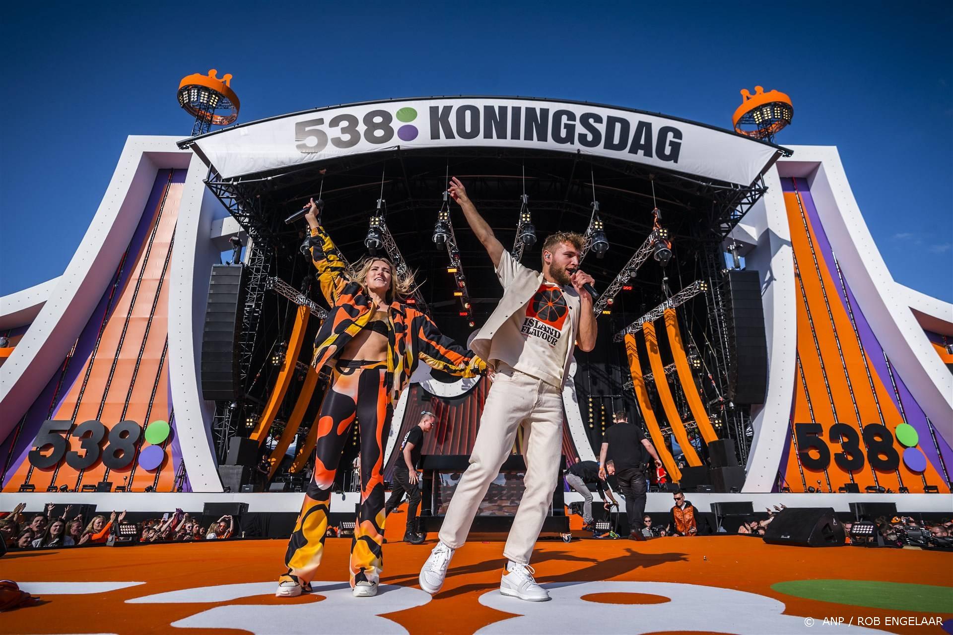 Deze artiesten staan dit jaar op 538 Koningsdag