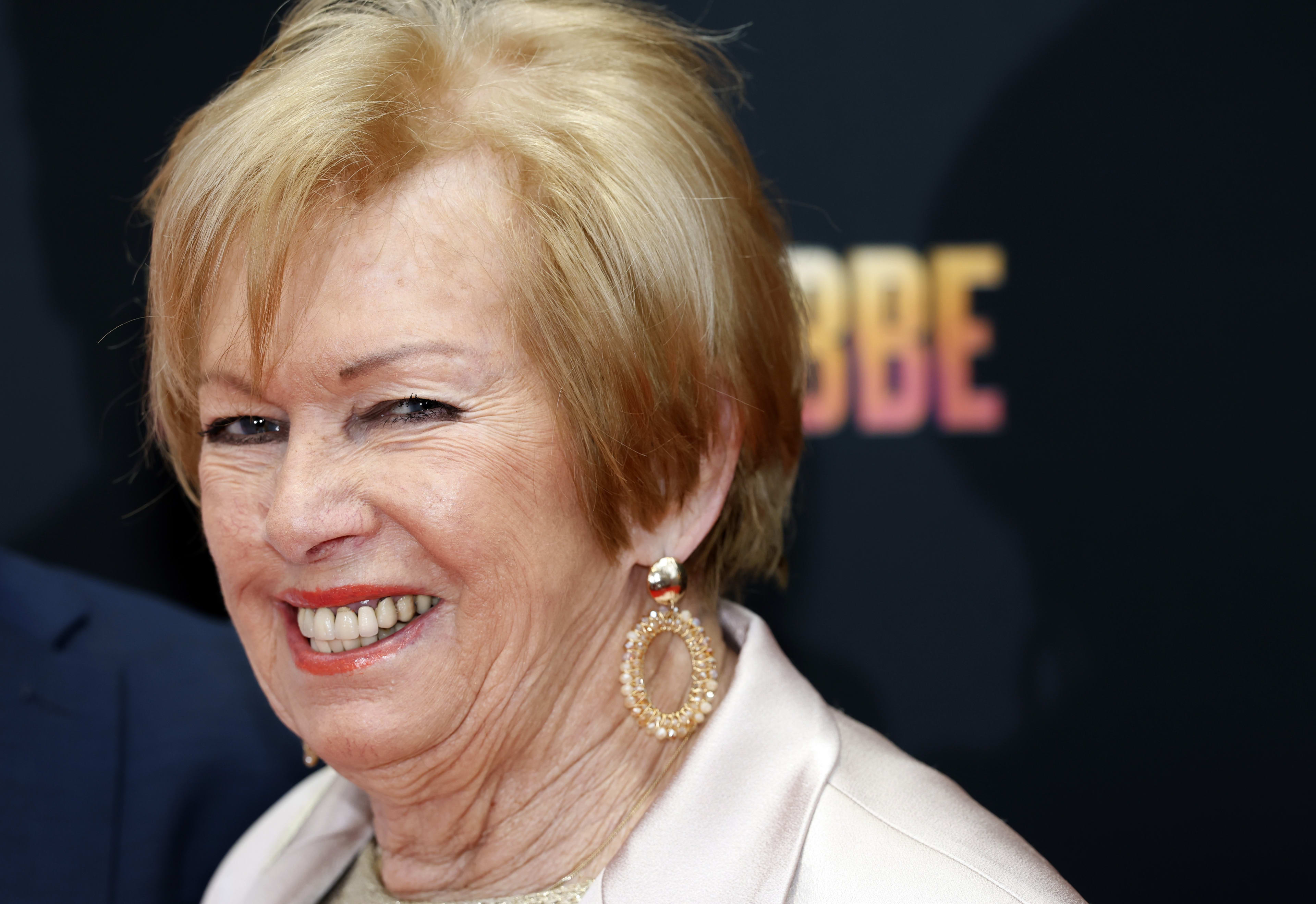 Ria Valk spreekt ontroerend over partner Hans | Shownieuws