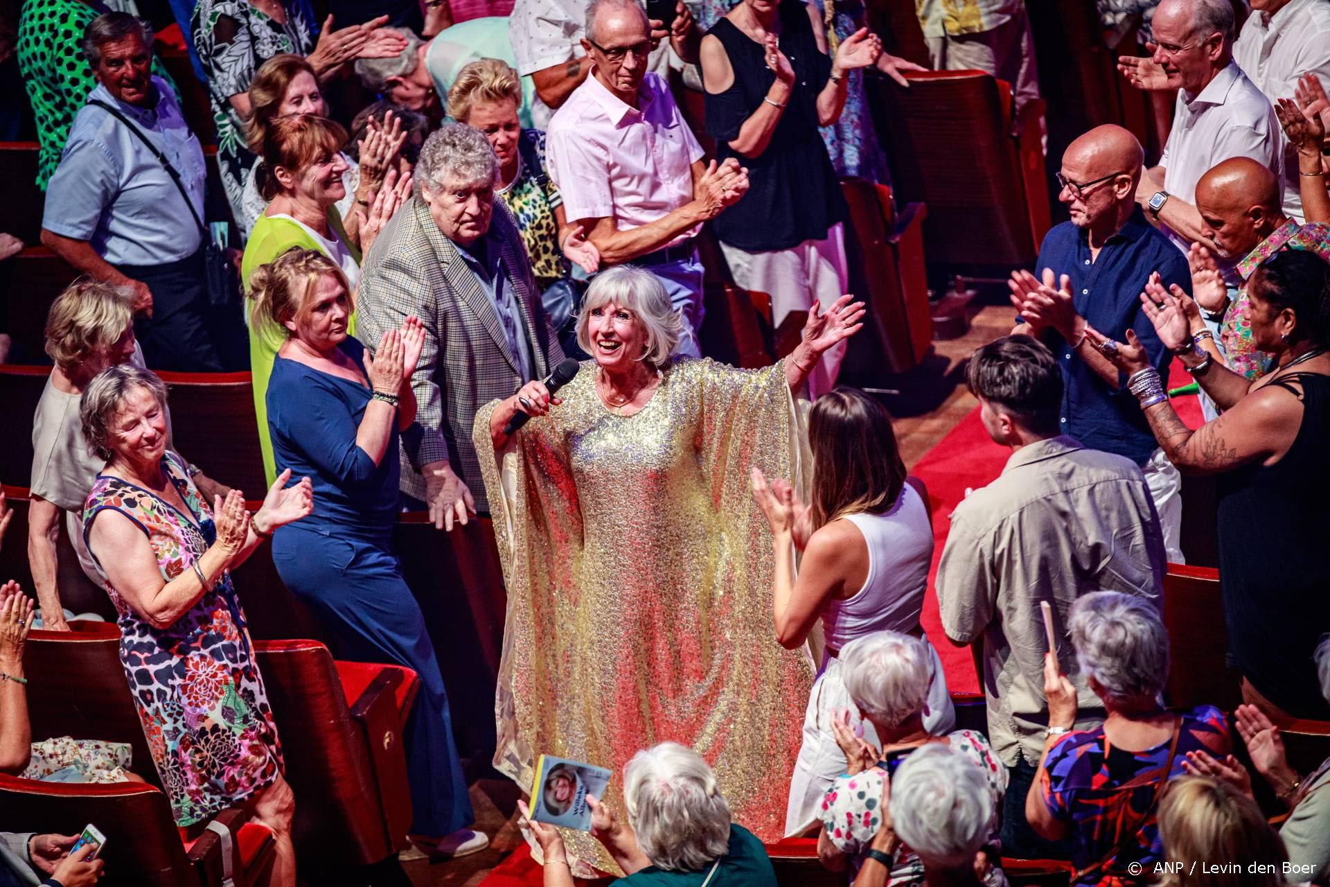 Staande ovaties voor Willeke Alberti tijdens laatste soloshow