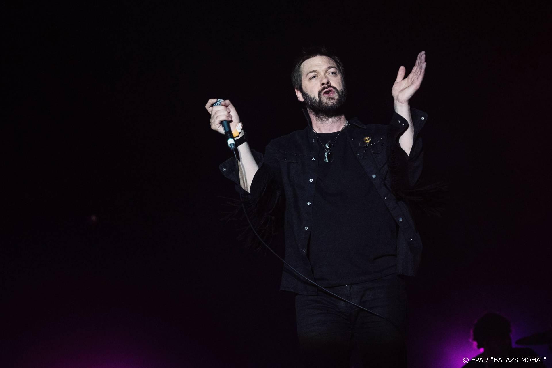Zanger Kasabian voor rechter vanwege mishandeling ex