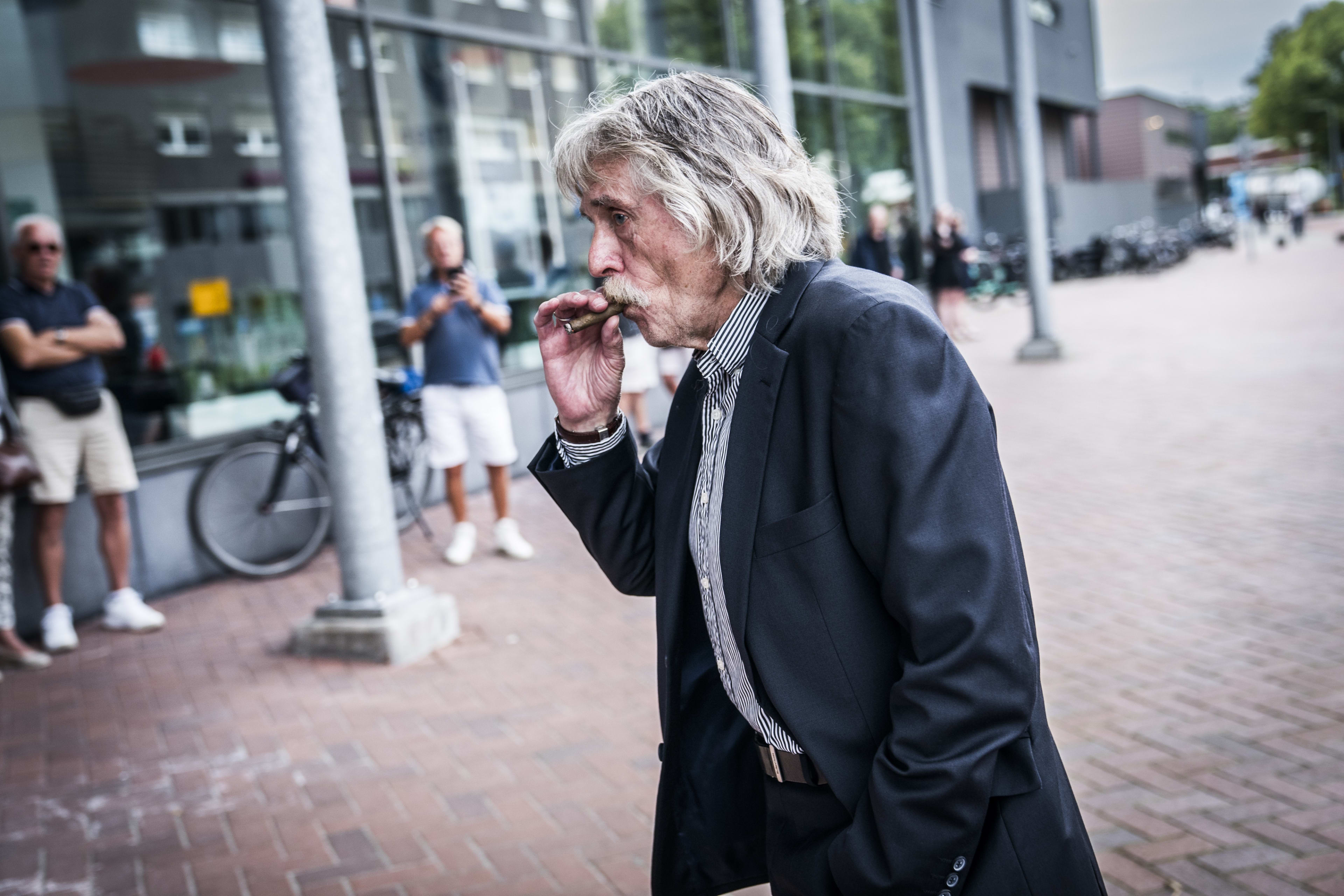 Kleine' blunder in het huishouden bij Johan Derksen | Shownieuws