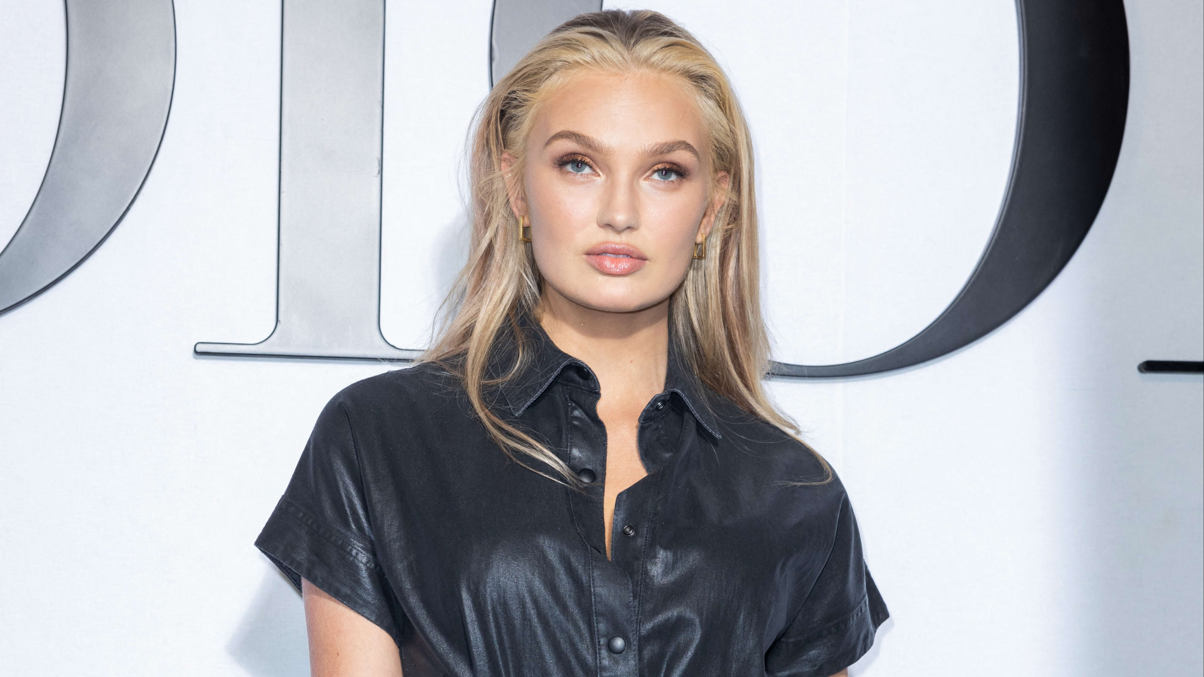 Romee Strijd is nu ook officieel ten huwelijk gevraagd