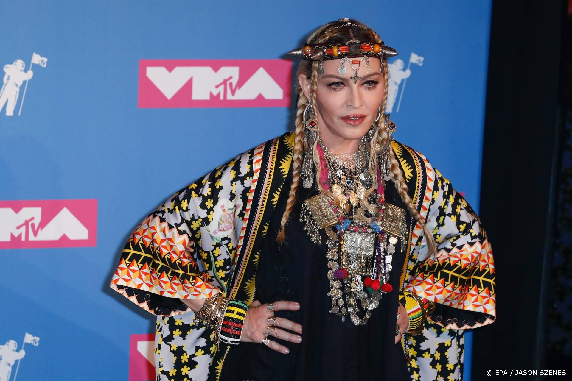 Eerste tatoeage voor Madonna