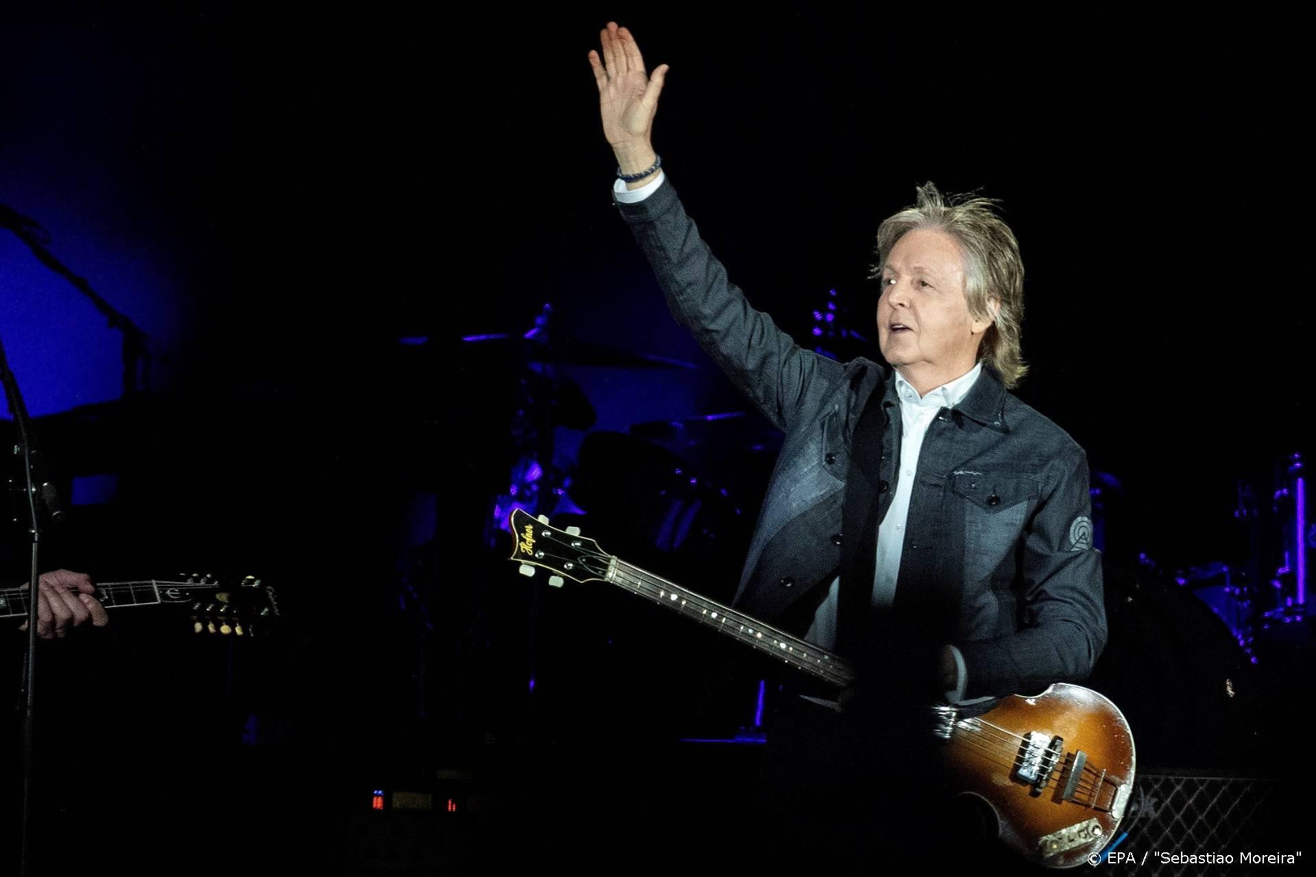 Bandje met nummer Ringo Starr en Paul McCartney onder de hamer