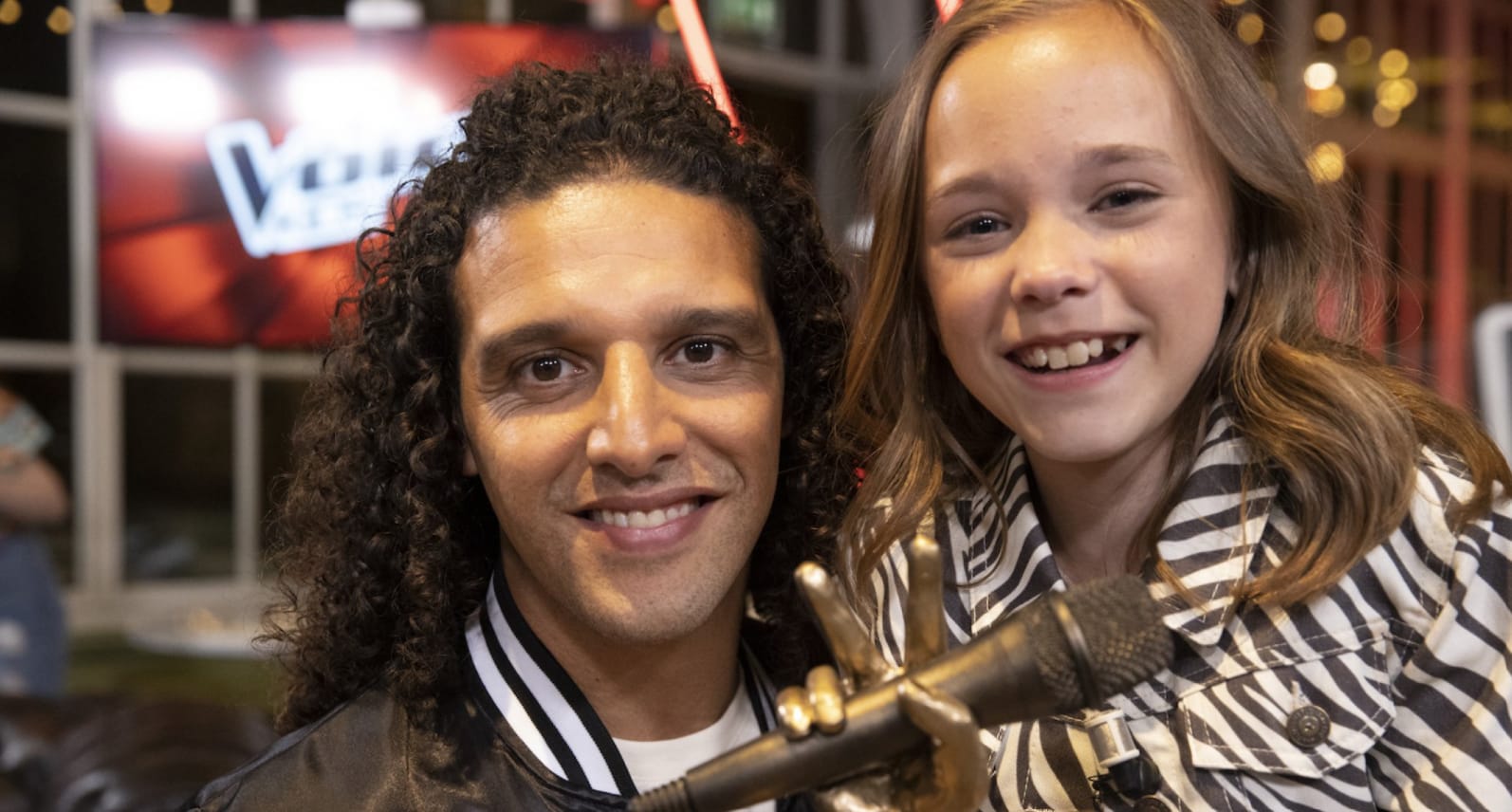 Voice Kids-winnares Emma in ziekenhuis