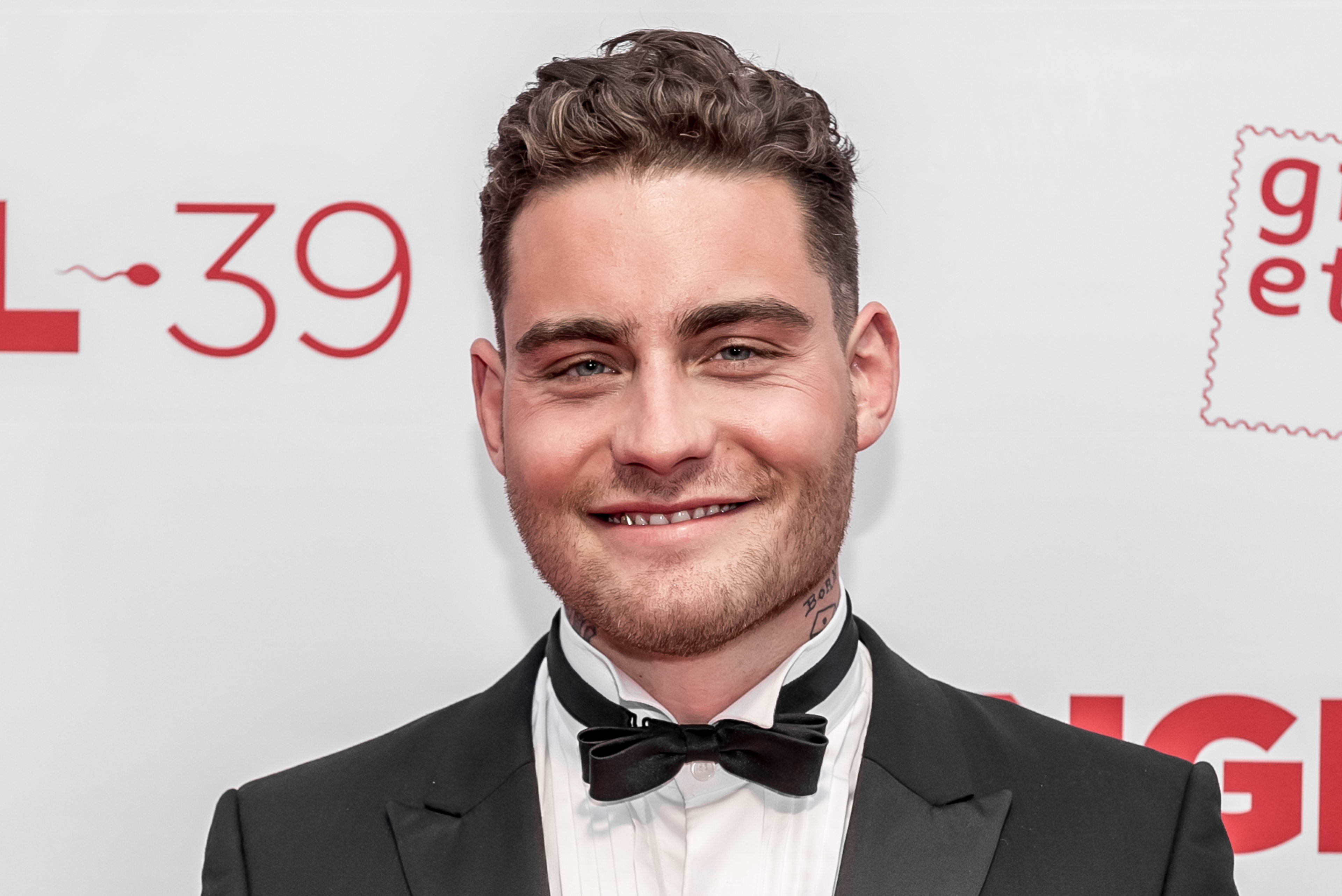 Douwe Bob gaat strijd met de kilo's aan