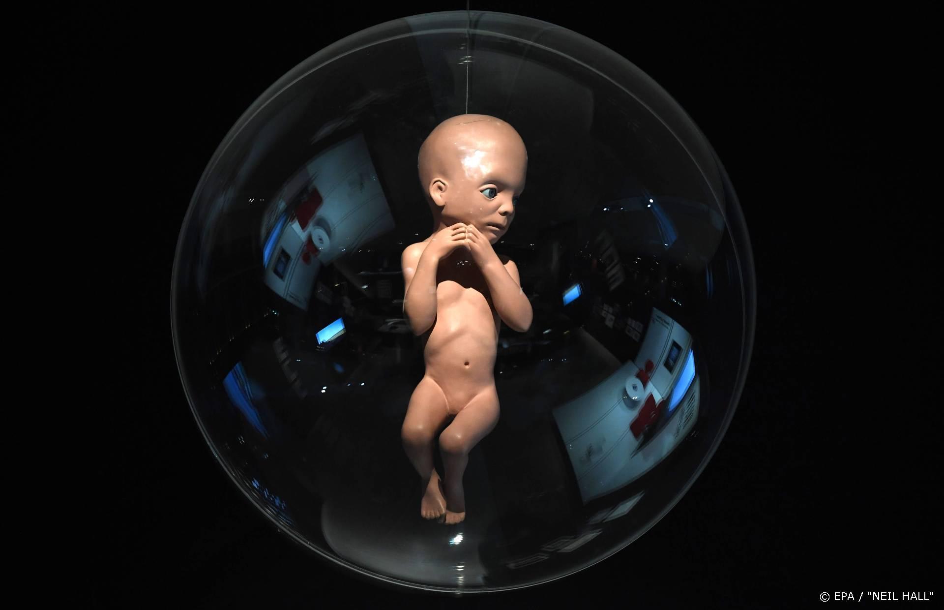 Ruimtepak uit 2001: A Space Odyssey geveild voor 324.000 euro