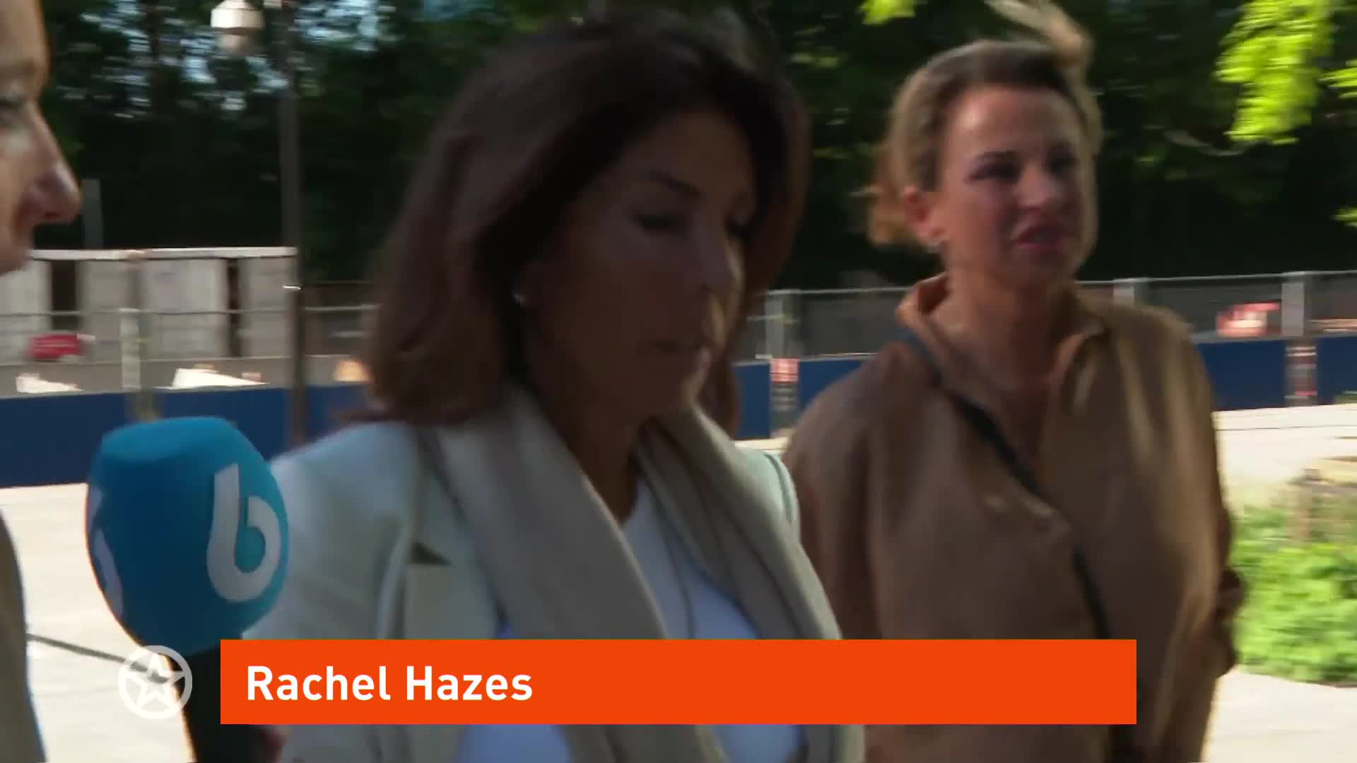 Rachel Hazes komt aan bij de rechtbank