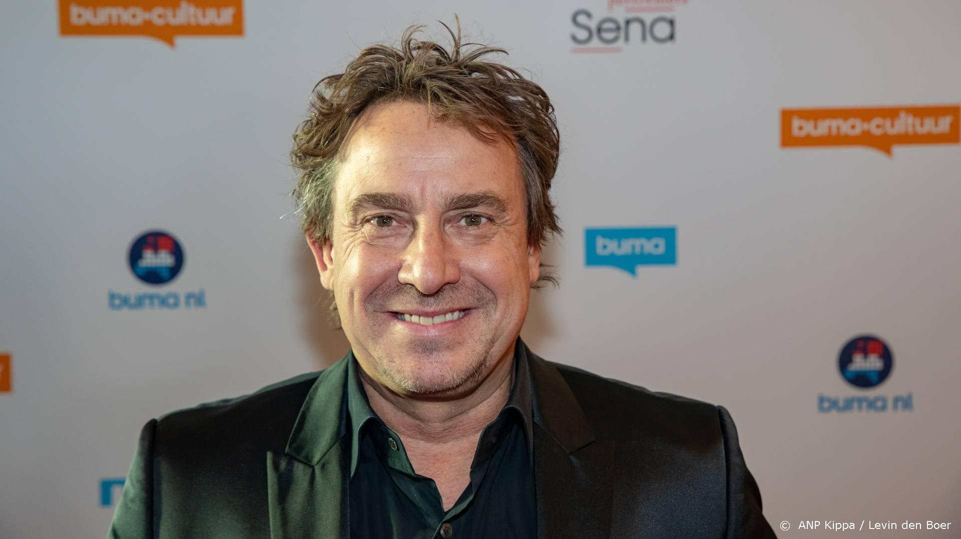 Marco Borsato duikt de studio in met Niels Destadsbader  