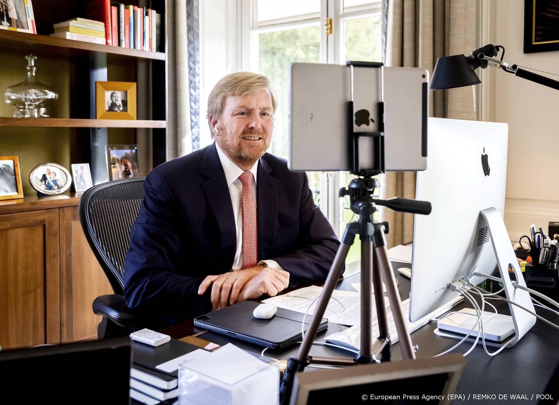 Koning toont begrip voor getroffen filmsector